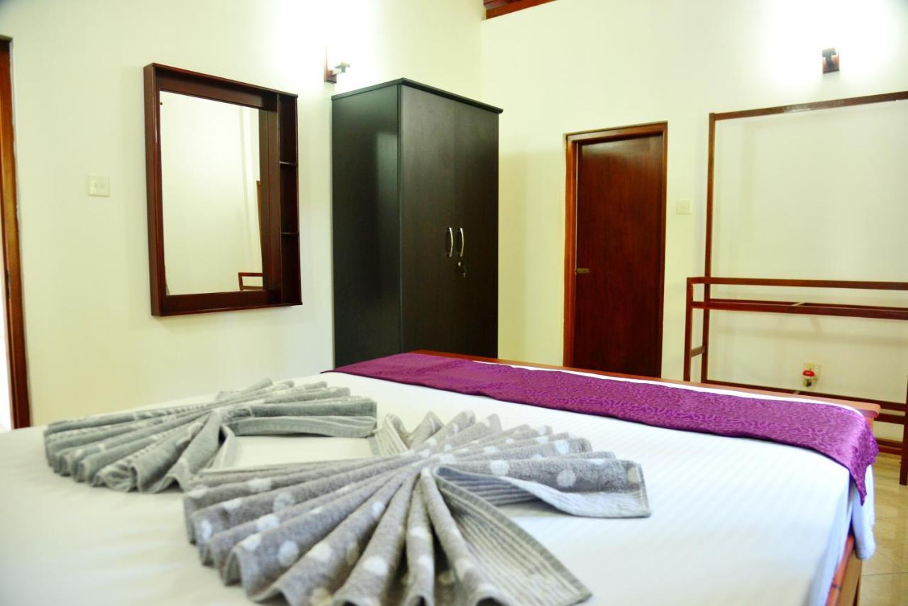 Cinnamon Holiday Inn Hikkaduwa Eksteriør billede